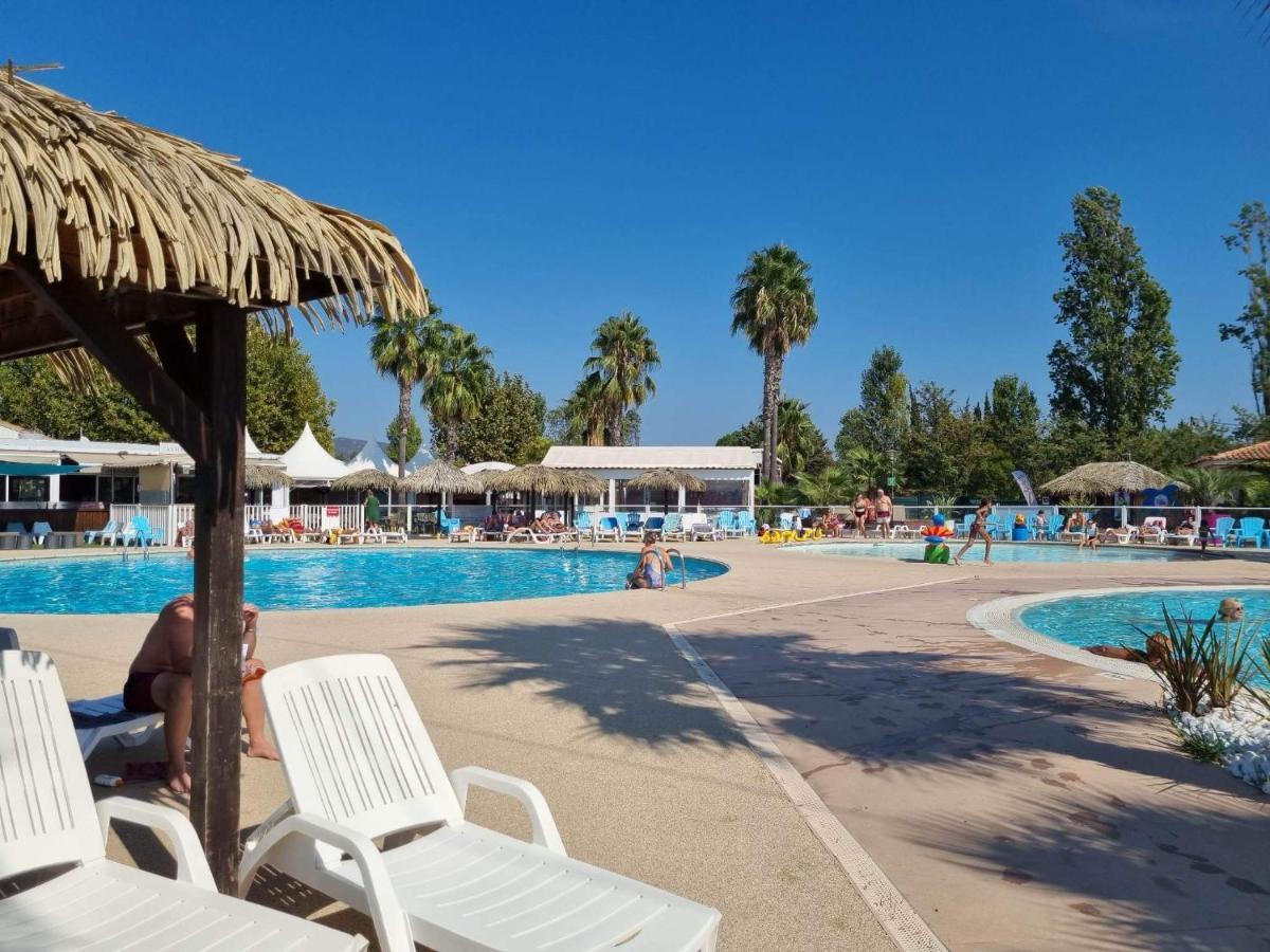 Mobilhome L'Esterel Du Montourey Frejus Bagian luar foto